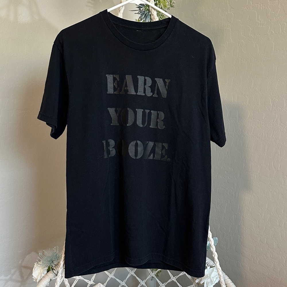 Black men’s Graphic T-Shirt